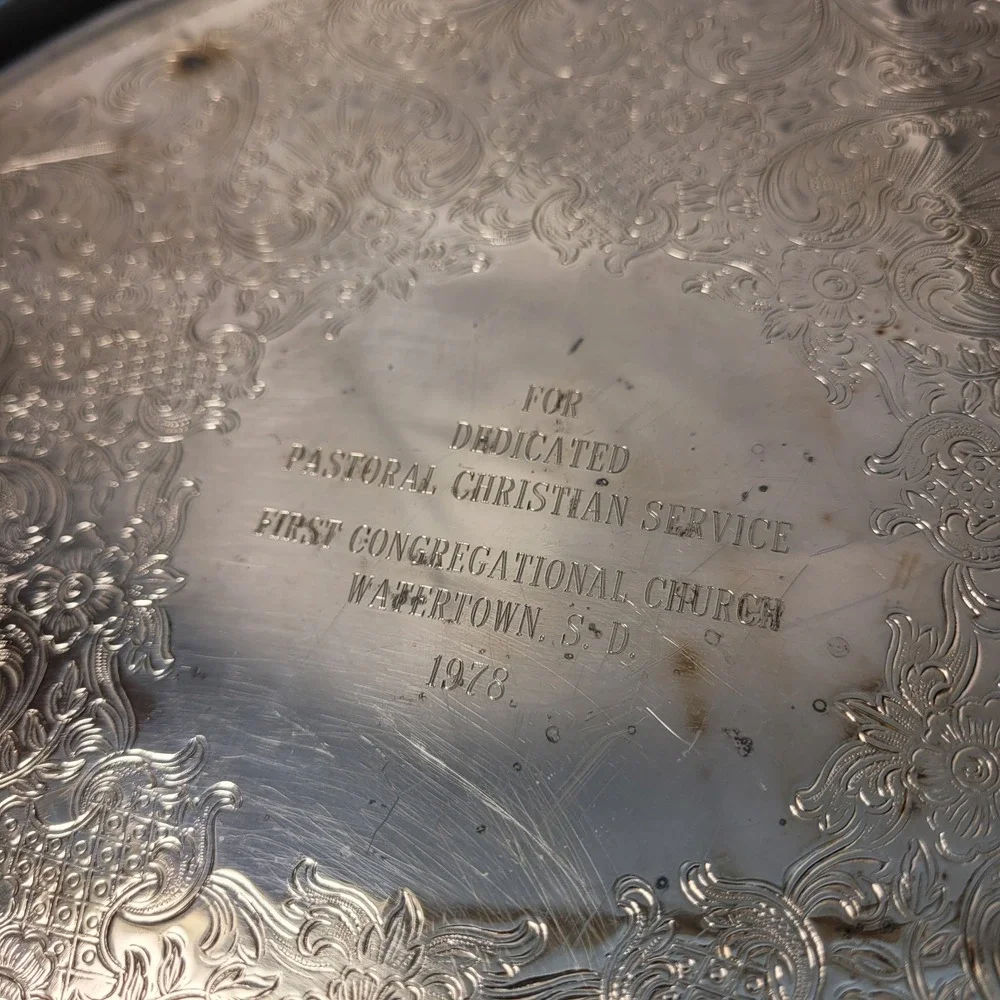 International Silver Company ships within
